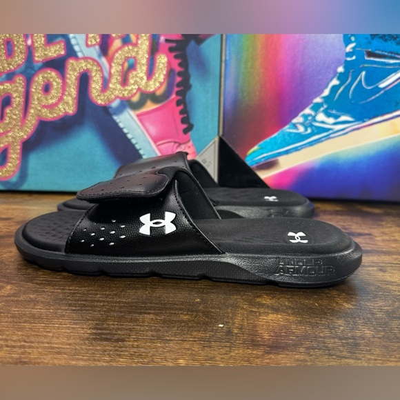 Under Armour Women's Ignite 7 Slides Sandal Flip Flop size 8 black - Picture 7 of 11